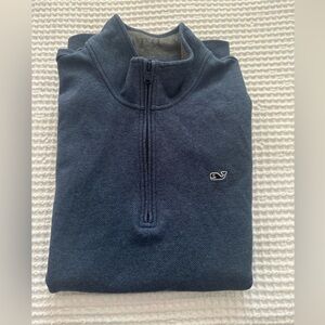 Vineyard Vines men pullover - great condition!